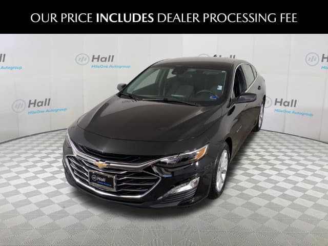 2025 Chevrolet Malibu LT — photo 1 of 30