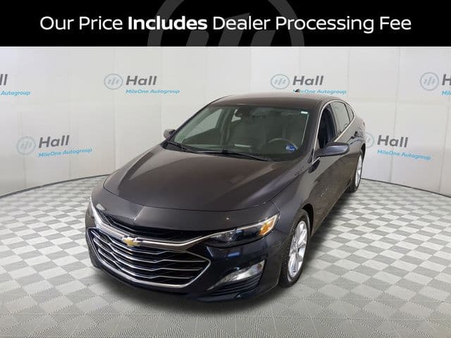 2023 Chevrolet Malibu LT — photo 1 of 30