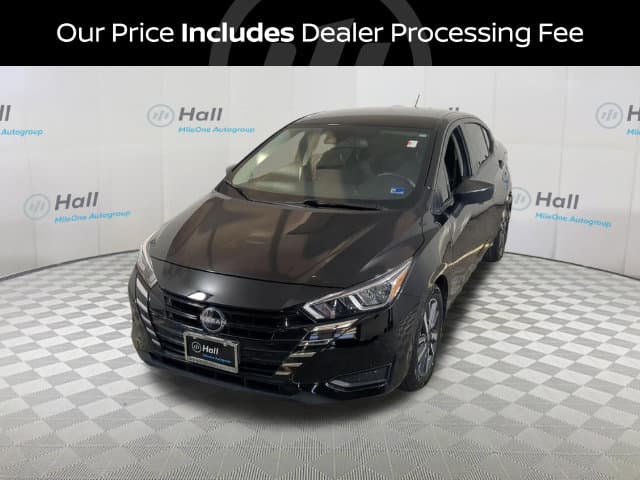 2024 Nissan Versa Base — photo 1 of 30