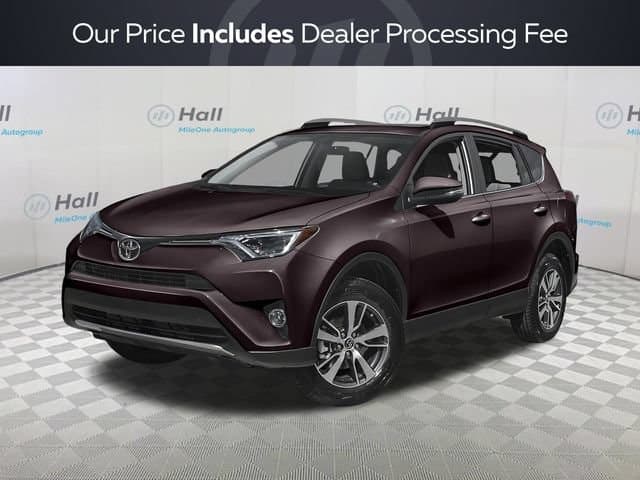 2018 Toyota RAV4 XLE — photo 1 of 3