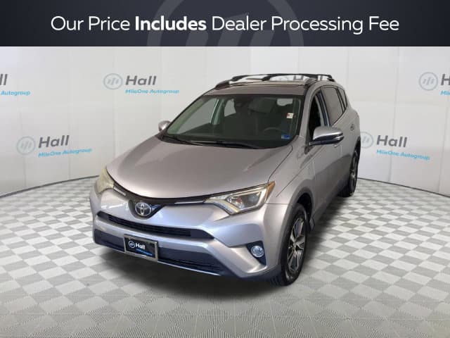 2018 Toyota RAV4 Base — photo 1 of 31
