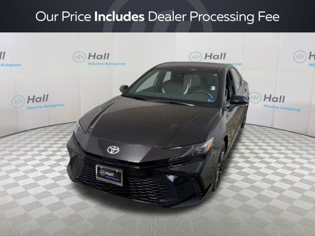 2026 Toyota Camry SE — photo 1 of 30