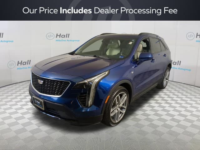 2019 Cadillac XT4 FWD Sport — photo 1 of 31