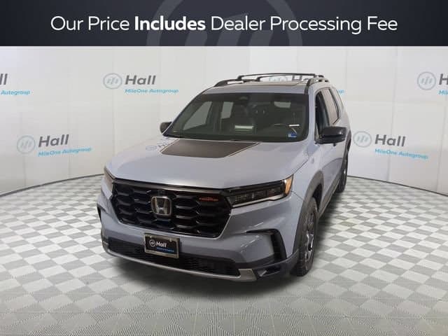 2023 Honda Pilot TrailSport — photo 1 of 31
