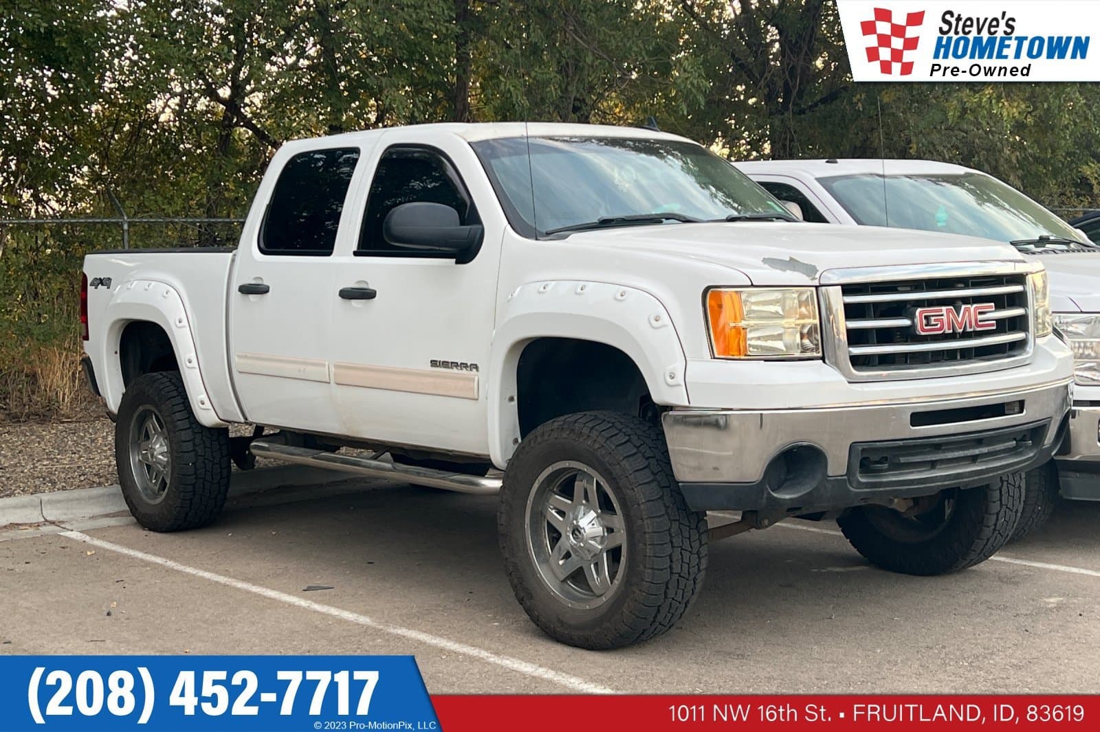 2013 GMC Sierra 1500 SLE — photo 1 of 3