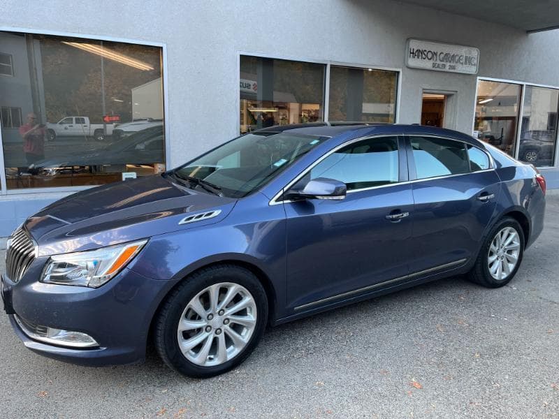 2015 Buick LaCrosse Leather — photo 1 of 8