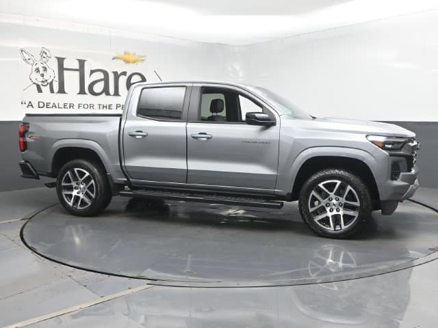 2024 Chevrolet Colorado Base — photo 1 of 63