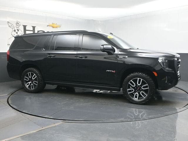 2021 GMC Yukon XL AT4 — photo 1 of 65