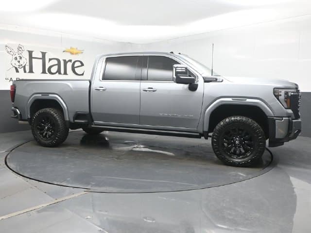 2024 GMC Sierra 2500HD Denali Ultimate — photo 1 of 63