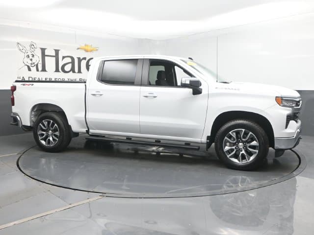 2025 Chevrolet Silverado 1500 LT — photo 1 of 64
