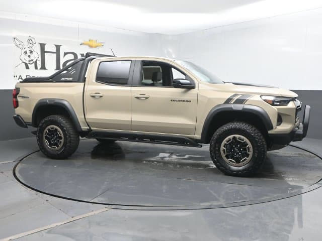 2023 Chevrolet Colorado Base — photo 1 of 63