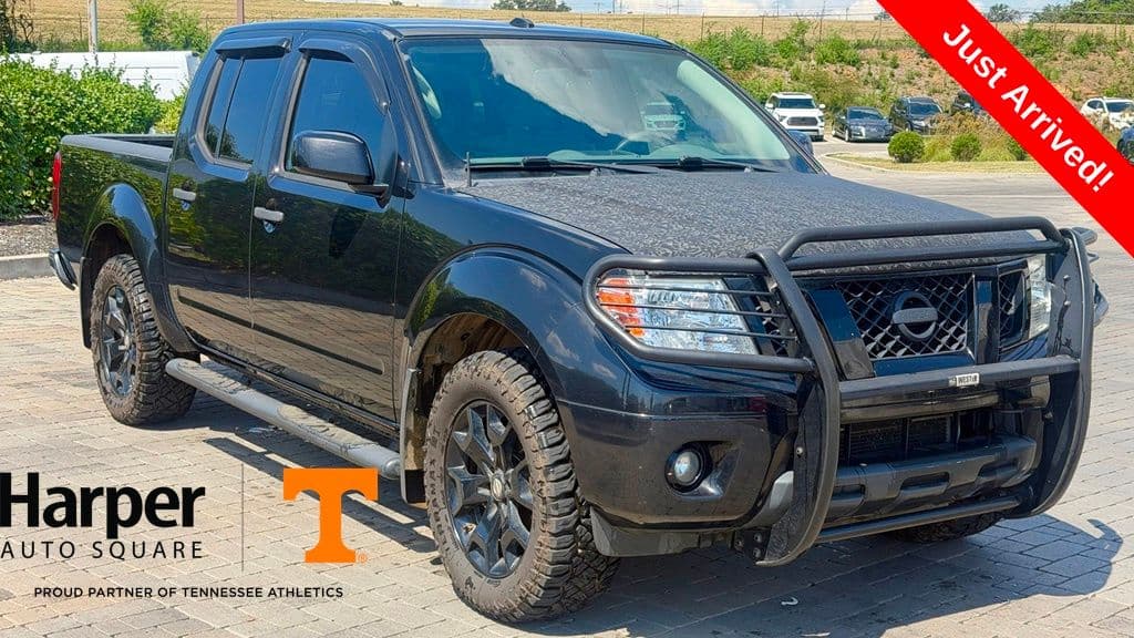 2018 Nissan Frontier SV — photo 1 of 32