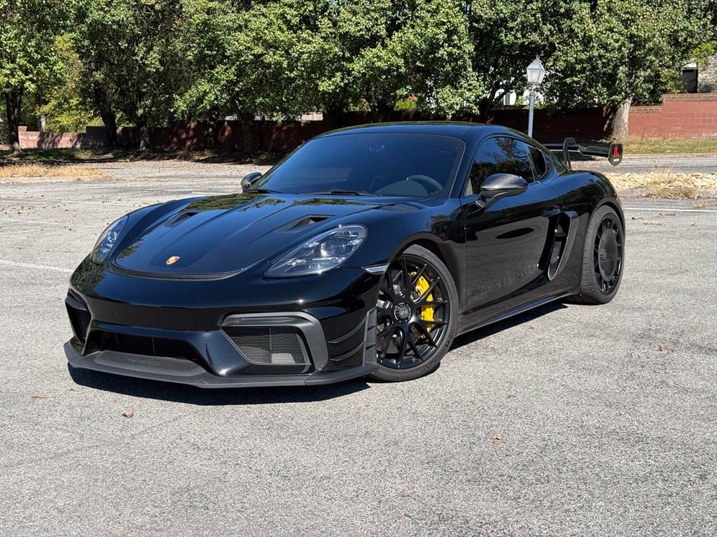 2025 Porsche 718 Cayman GT4 RS — photo 1 of 25