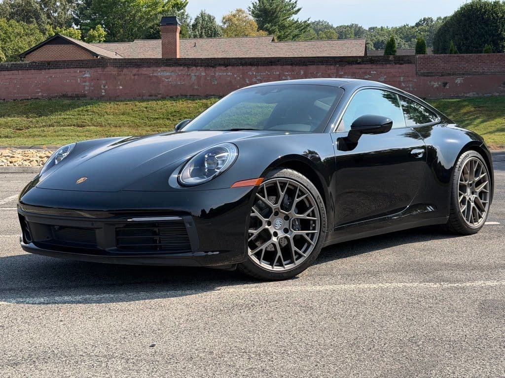 2023 Porsche 911 Carrera — photo 1 of 24