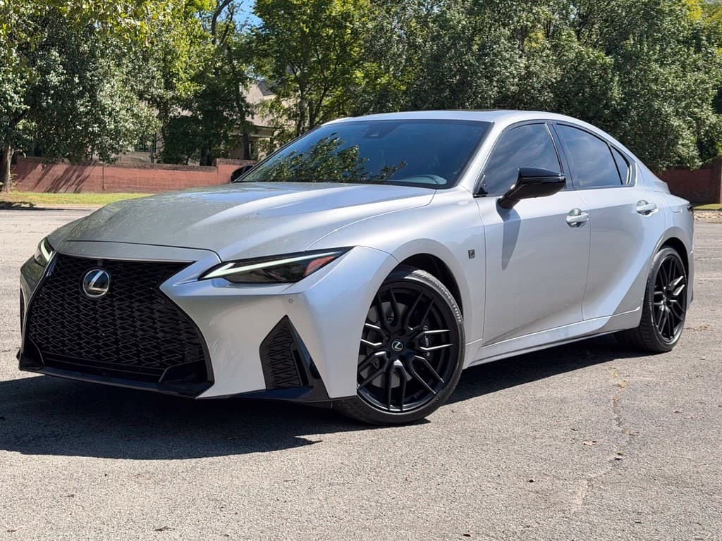 2024 Lexus IS Base — photo 1 of 33