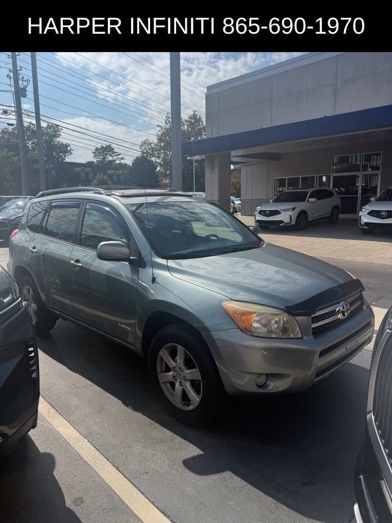 2008 Toyota RAV4 Base — photo 1 of 2