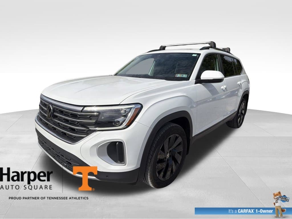 2024 Volkswagen Atlas 2.0T SE w/Technology — photo 1 of 21