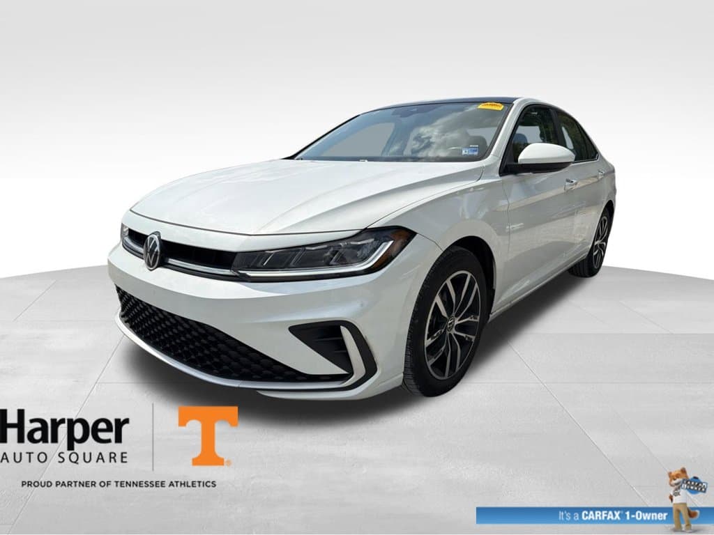 2025 Volkswagen Jetta SE — photo 1 of 21
