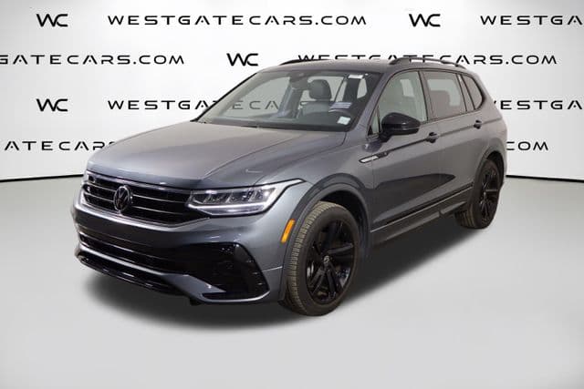 2023 Volkswagen Tiguan SE R-Line Black — photo 1 of 42
