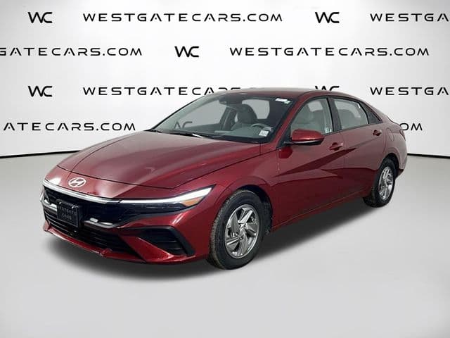 2025 Hyundai Elantra SE — photo 1 of 38