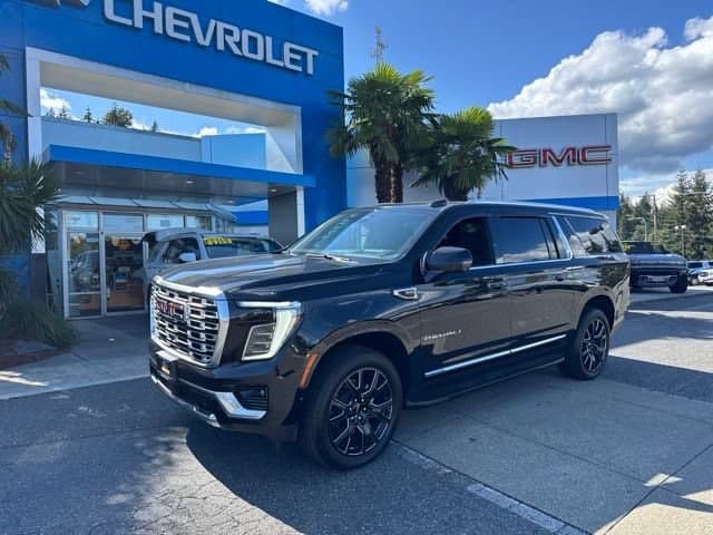 2026 GMC Yukon XL Denali — photo 1 of 4