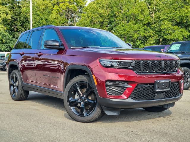 2024 Jeep Grand Cherokee Altitude X — photo 1 of 16