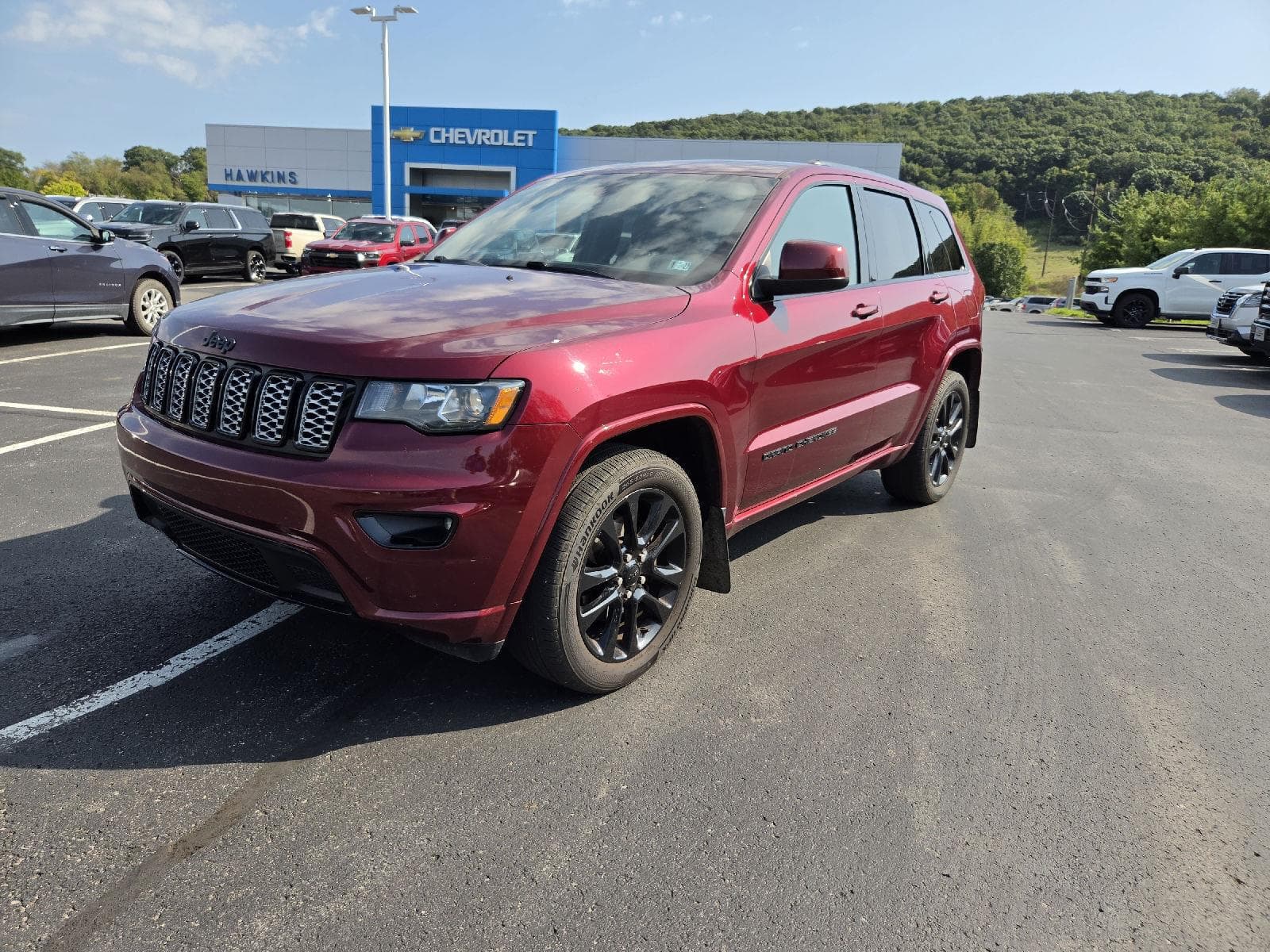 2020 Jeep Grand Cherokee Altitude — photo 1 of 29