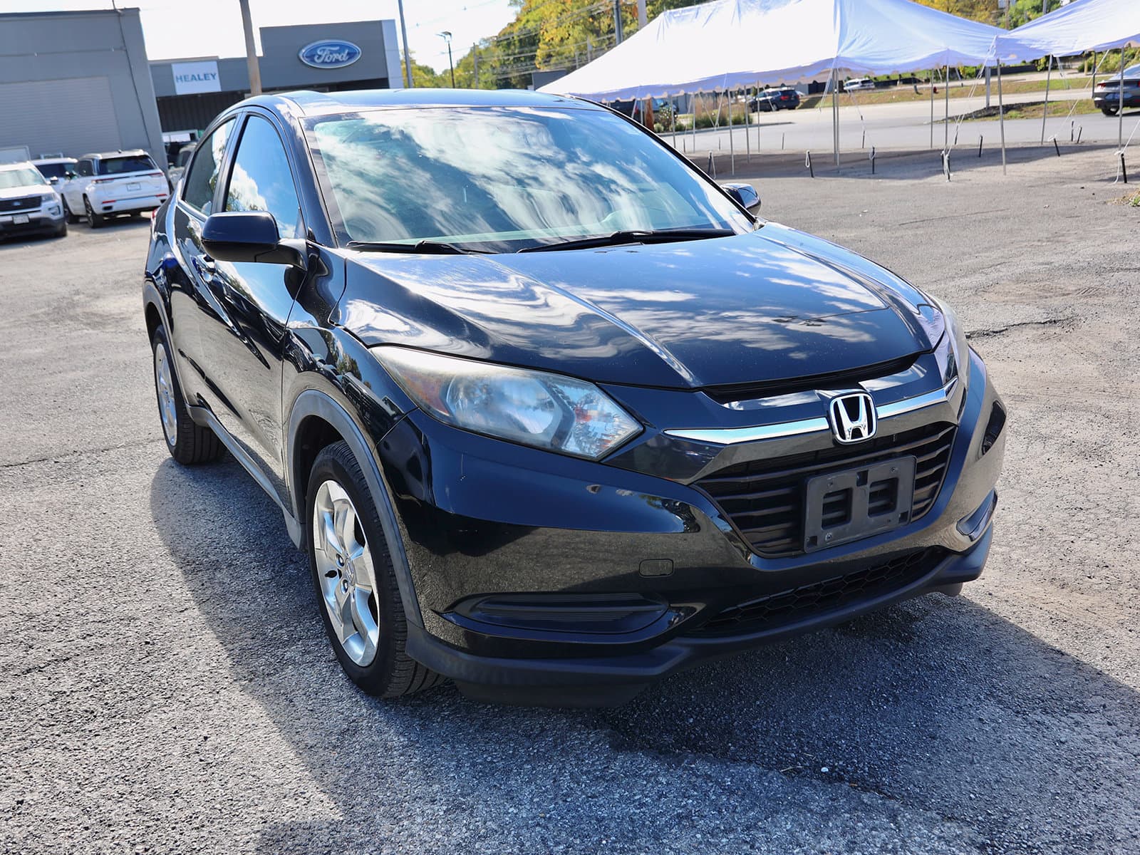 2018 Honda HR-V LX — photo 1 of 10