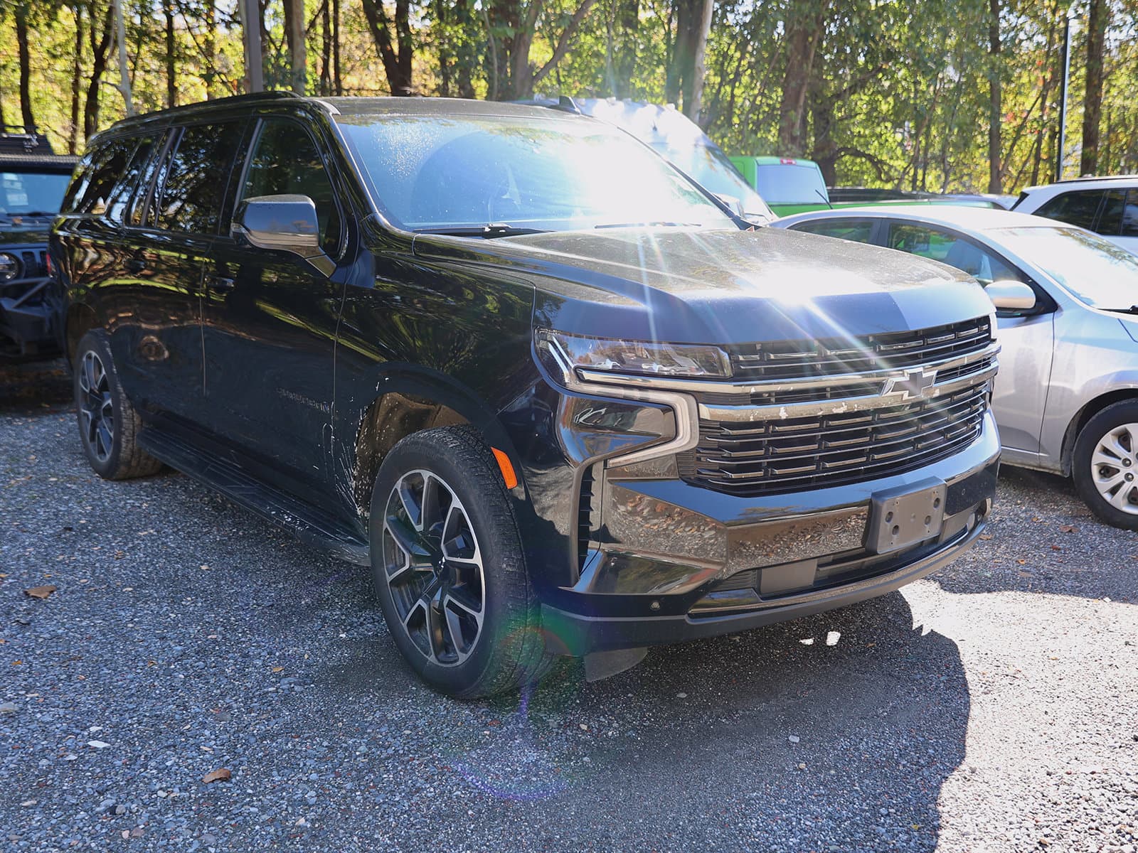 2021 Chevrolet Suburban RST — photo 1 of 8