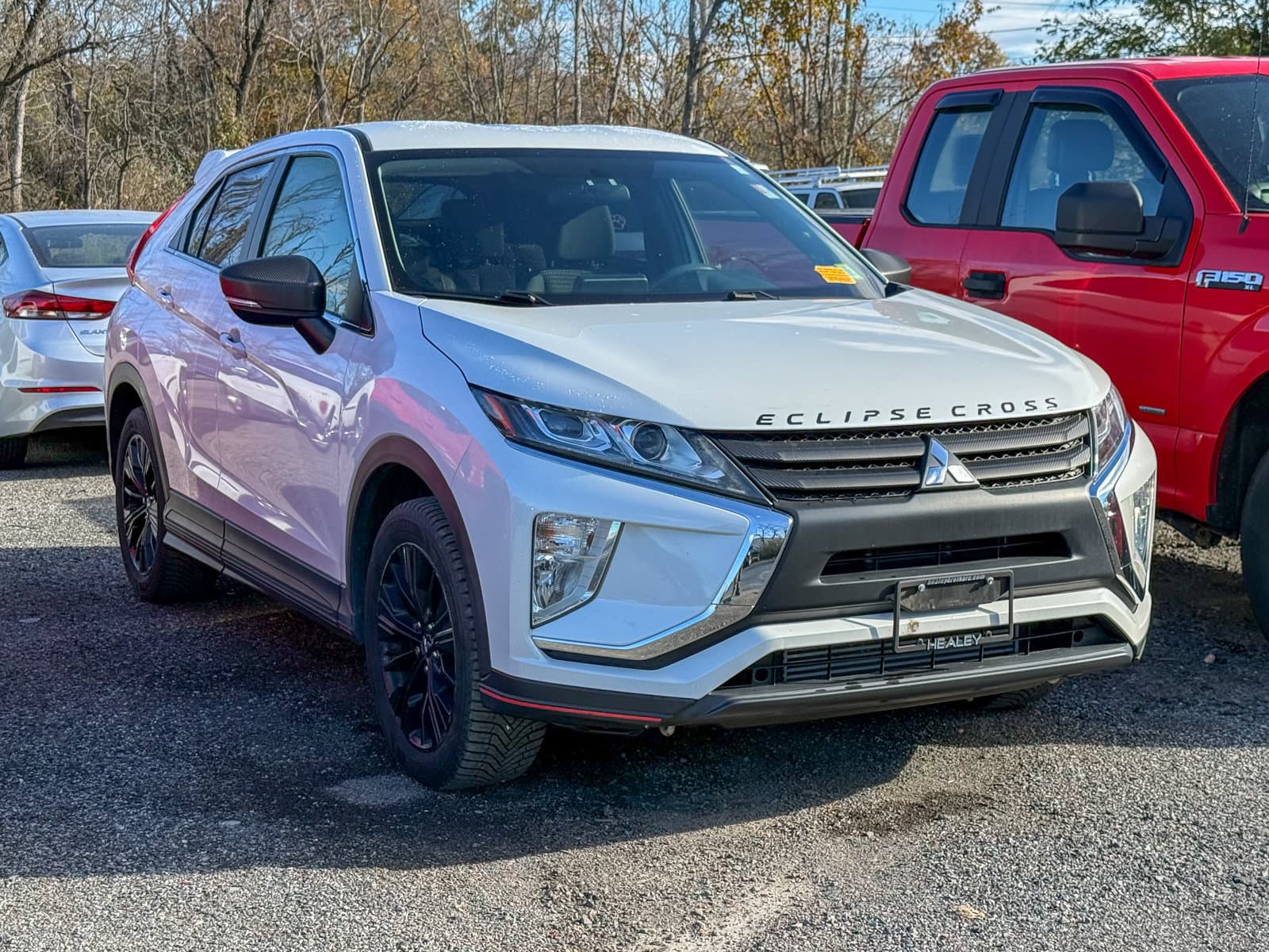 2020 Mitsubishi Eclipse Cross Base — photo 1 of 10