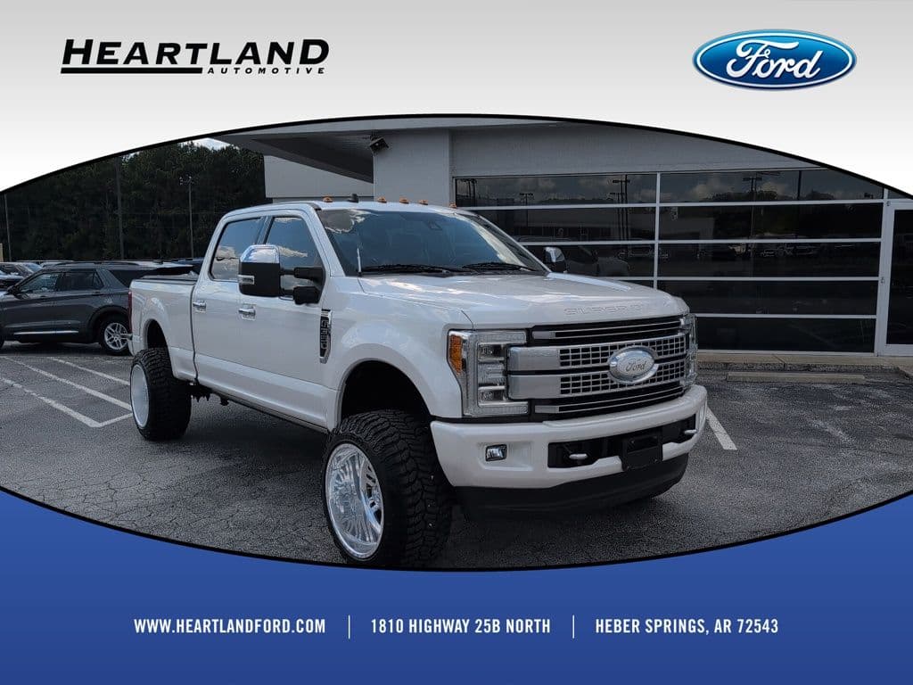2019 Ford Super Duty F-350 SRW Platinum — photo 1 of 48