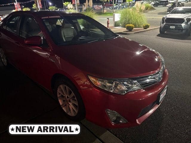 2012 Toyota Camry Hybrid LE — photo 1 of 8