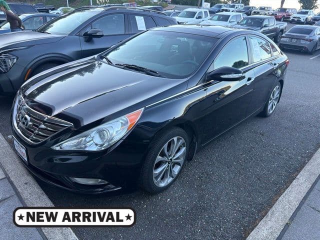 2013 Hyundai Sonata Limited — photo 1 of 8