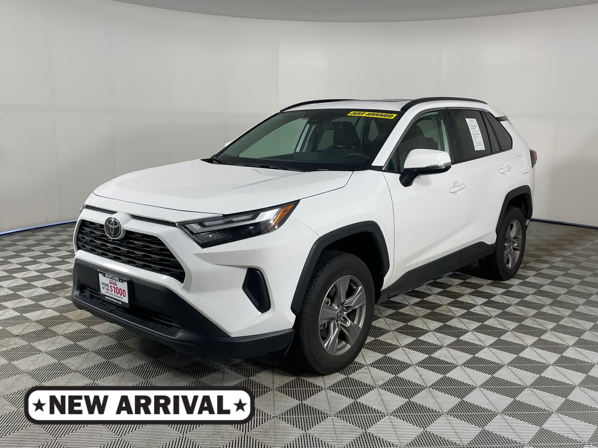 2025 Toyota RAV4 XLE — photo 1 of 19