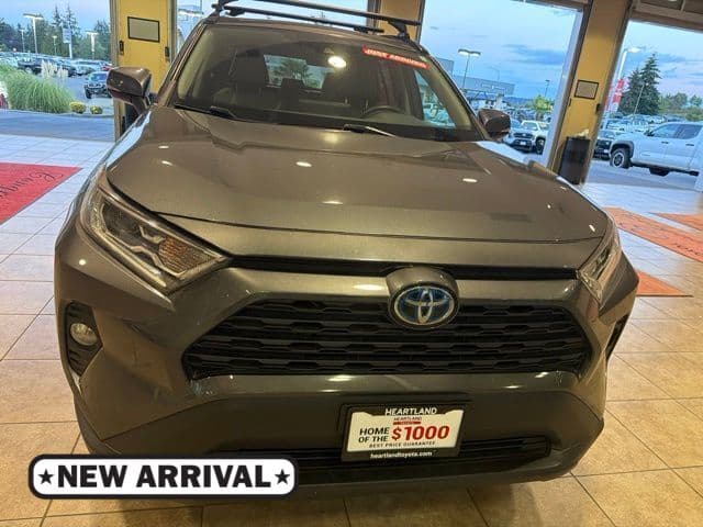 2021 Toyota RAV4 Hybrid XLE Premium — photo 1 of 8