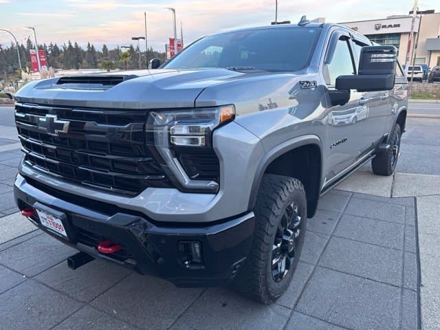 2025 Chevrolet Silverado 2500HD LTZ — photo 1 of 8