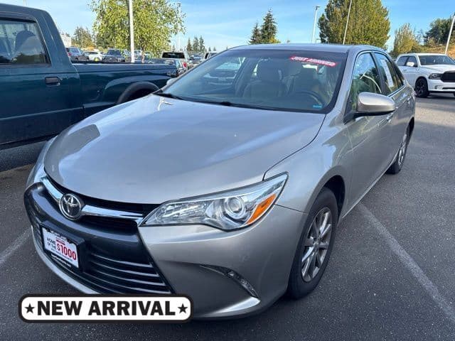 2015 Toyota Camry XSE — photo 1 of 8