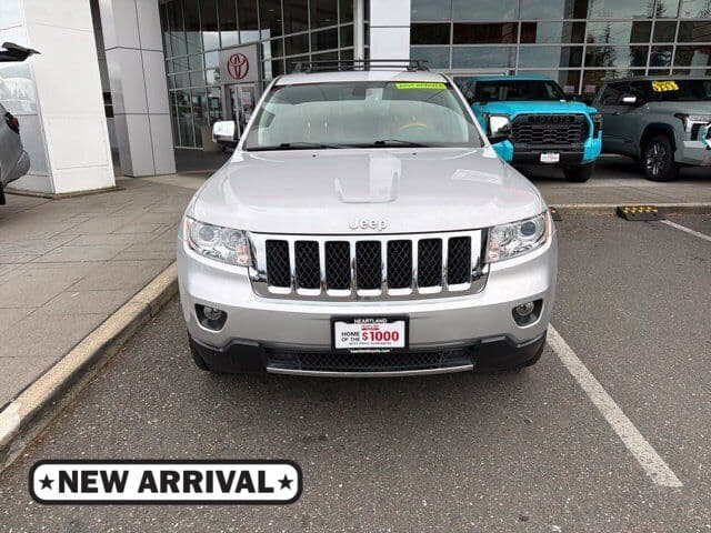 2013 Jeep Grand Cherokee Overland — photo 1 of 8
