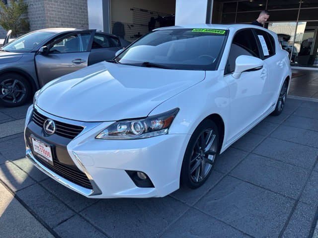 2017 Lexus CT CT 200h — photo 1 of 8
