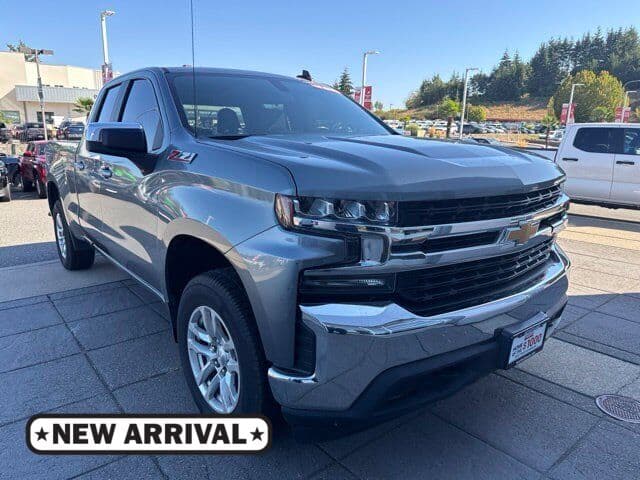 2019 Chevrolet Silverado 1500 LT — photo 1 of 8