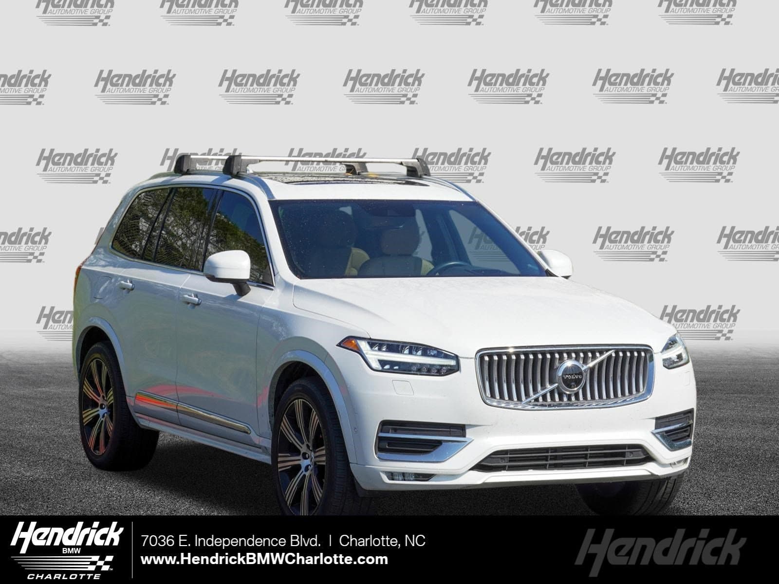 2022 Volvo XC90 Inscription — photo 1 of 36