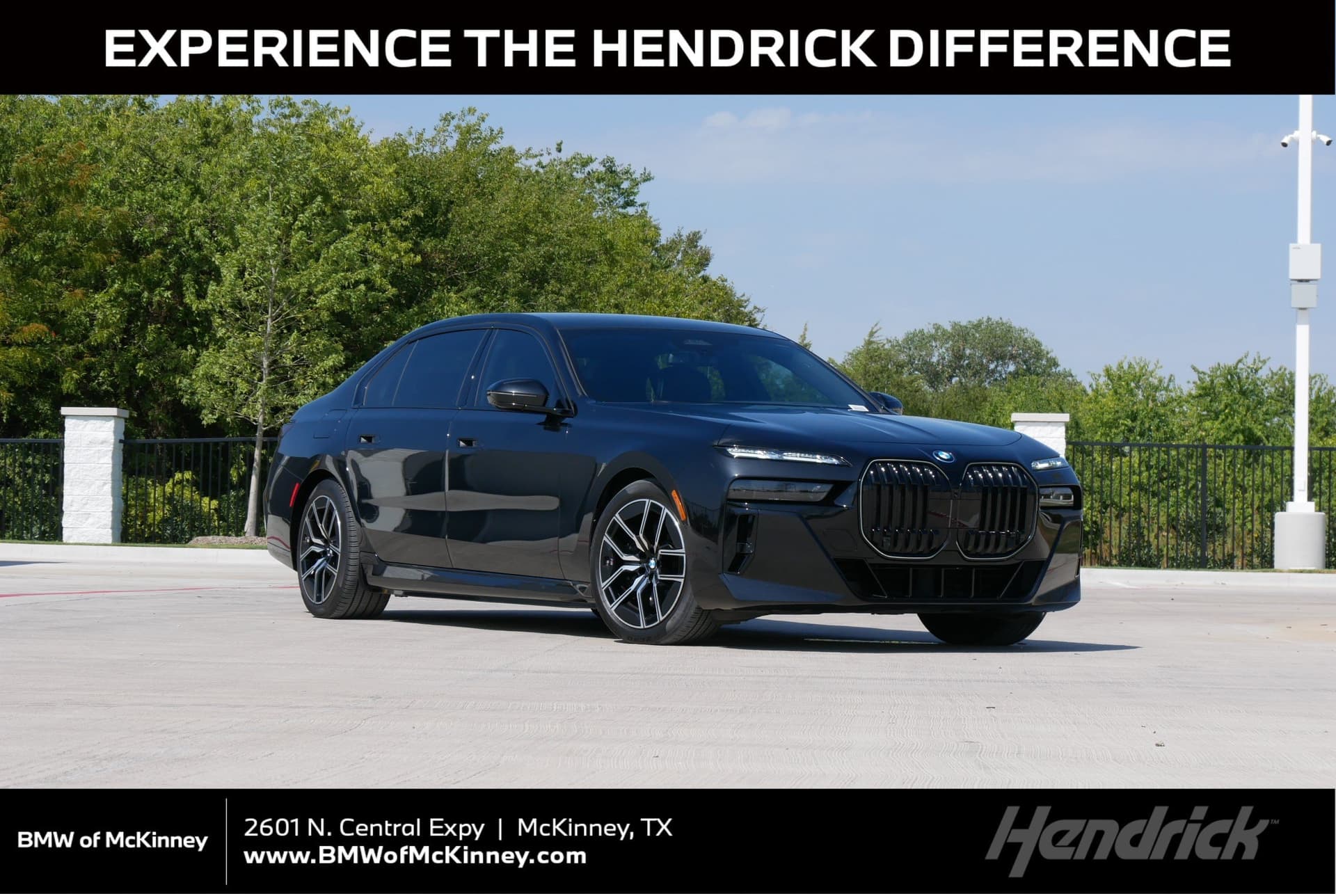 2025 BMW i7 xDrive60 — photo 1 of 37