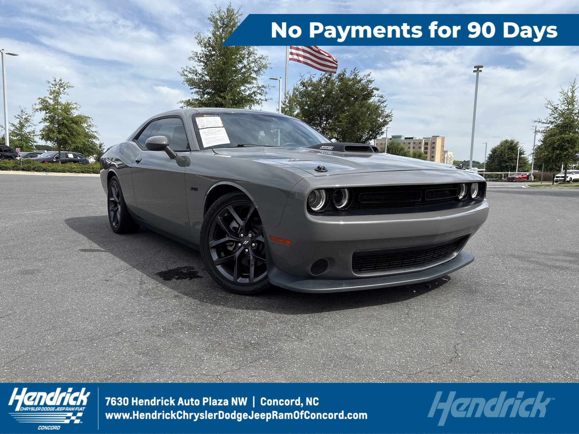 2023 Dodge Challenger R/T — photo 1 of 37