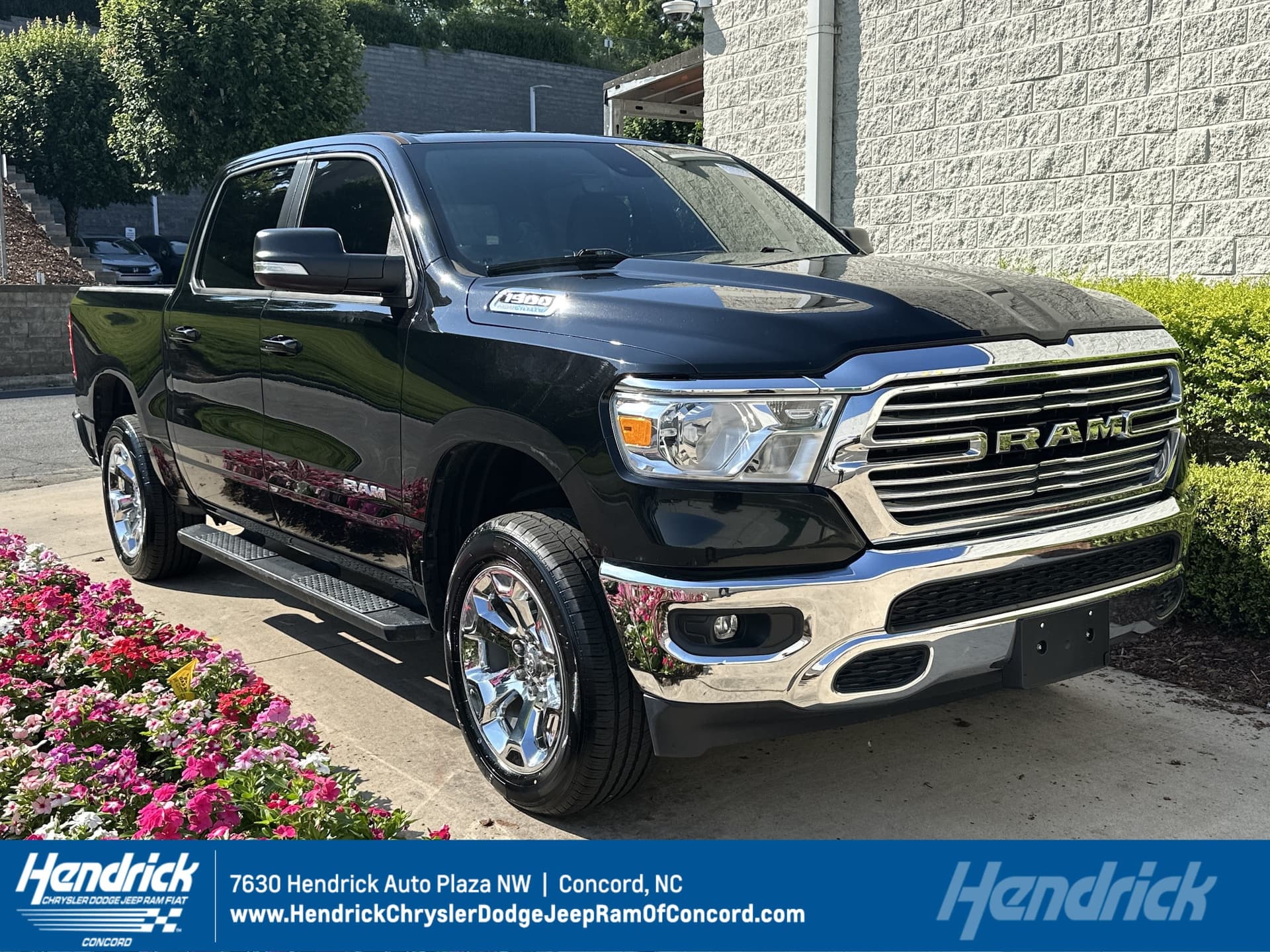 2021 RAM 1500 Big Horn — photo 1 of 36
