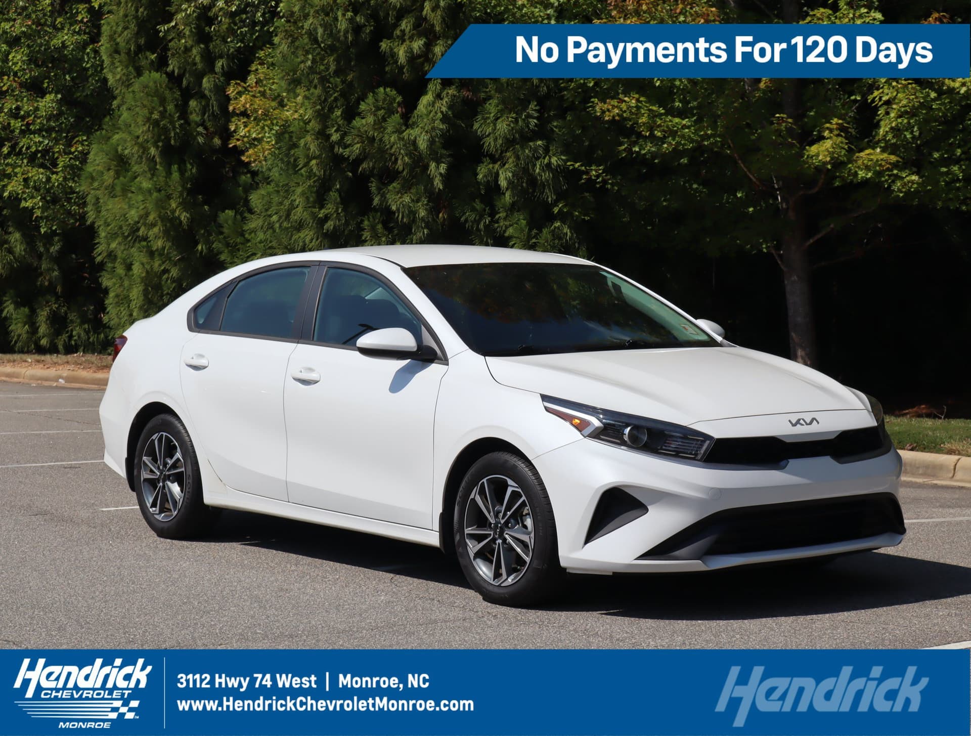 2024 Kia Forte LXS — photo 1 of 34