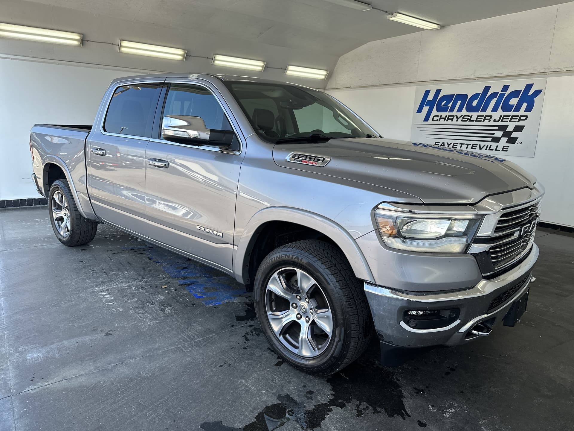 2022 RAM 1500 Laramie — photo 1 of 34