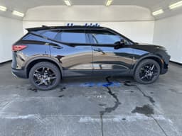Extra Photo