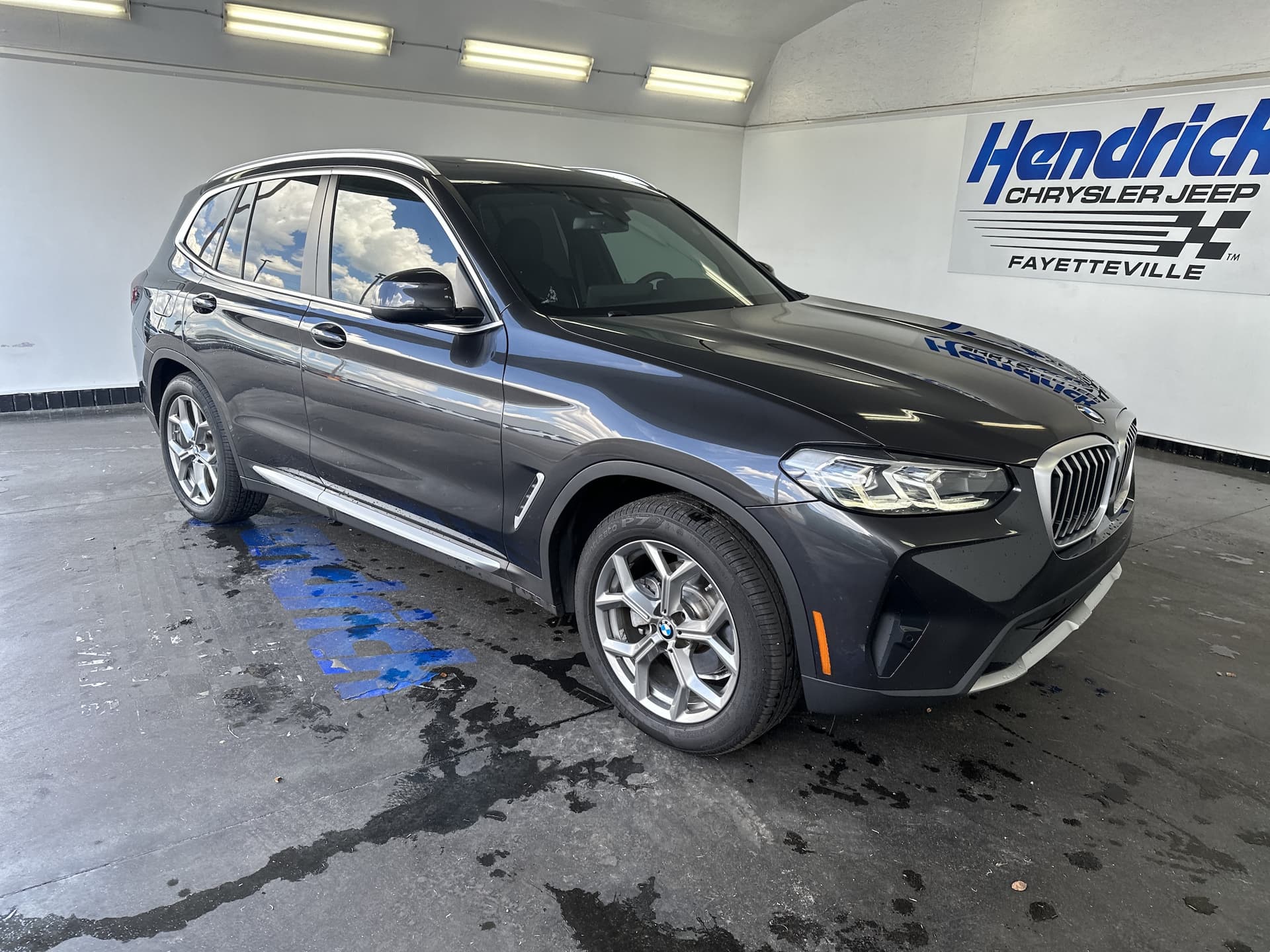 2022 BMW X3 xDrive30i — photo 1 of 12