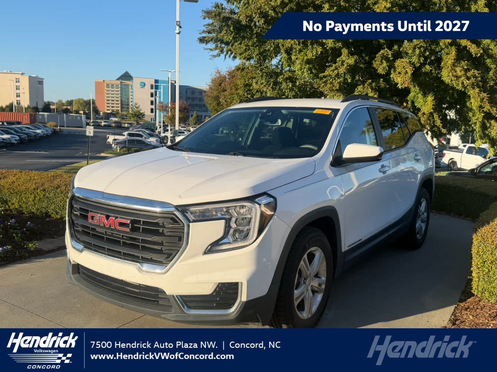2022 GMC Terrain SLE — photo 1 of 13