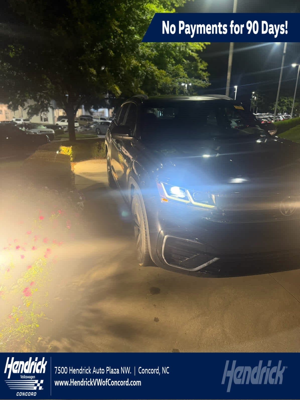 2022 Volkswagen Atlas Cross Sport 2.0T SEL R-Line — photo 1 of 17